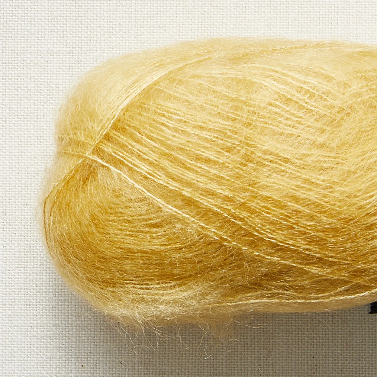 Alexandra's Airplane Scarf: Color-Tipped Version Using Isager Silk Mohair