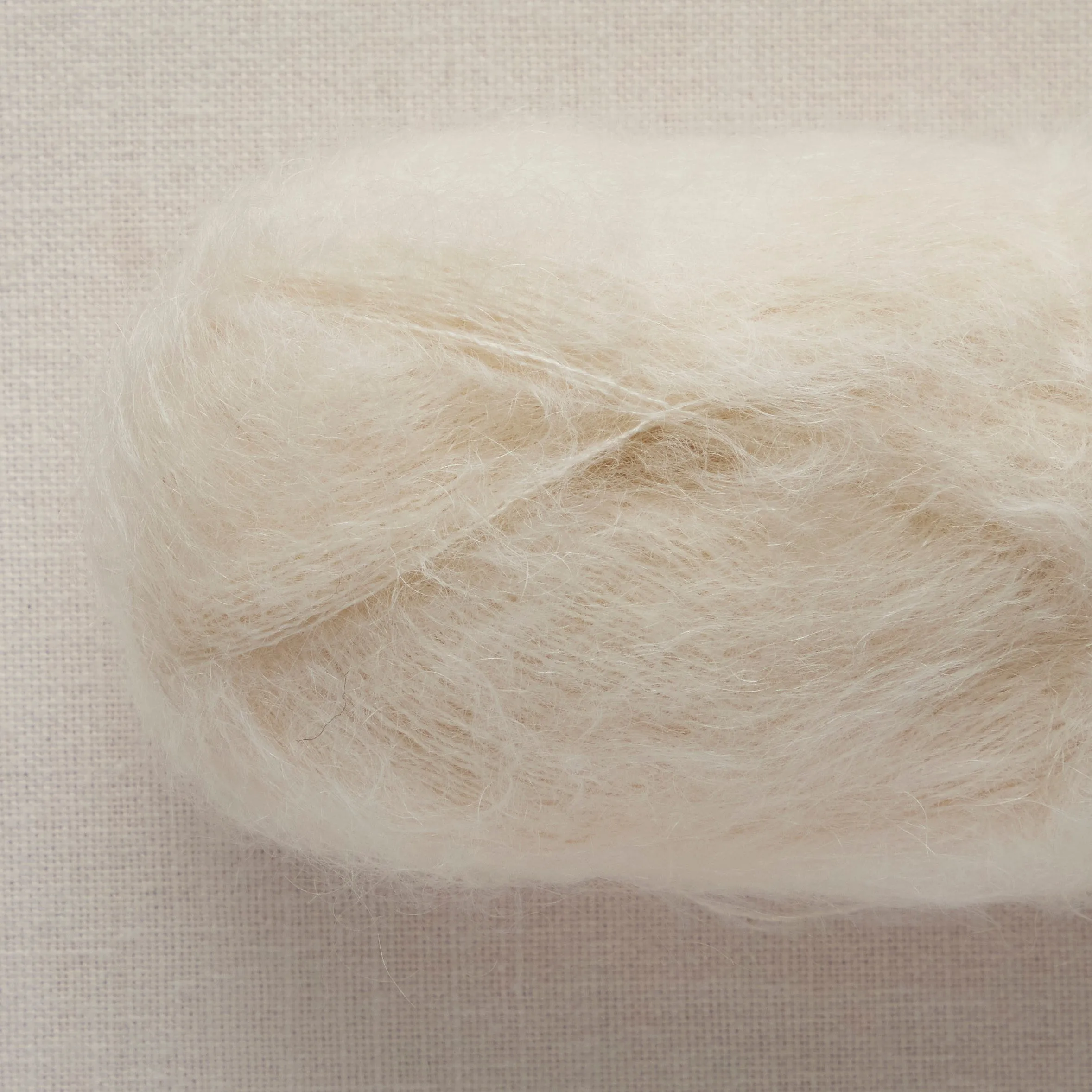 Alexandra's Airplane Scarf: Color-Tipped Version Using Isager Silk Mohair