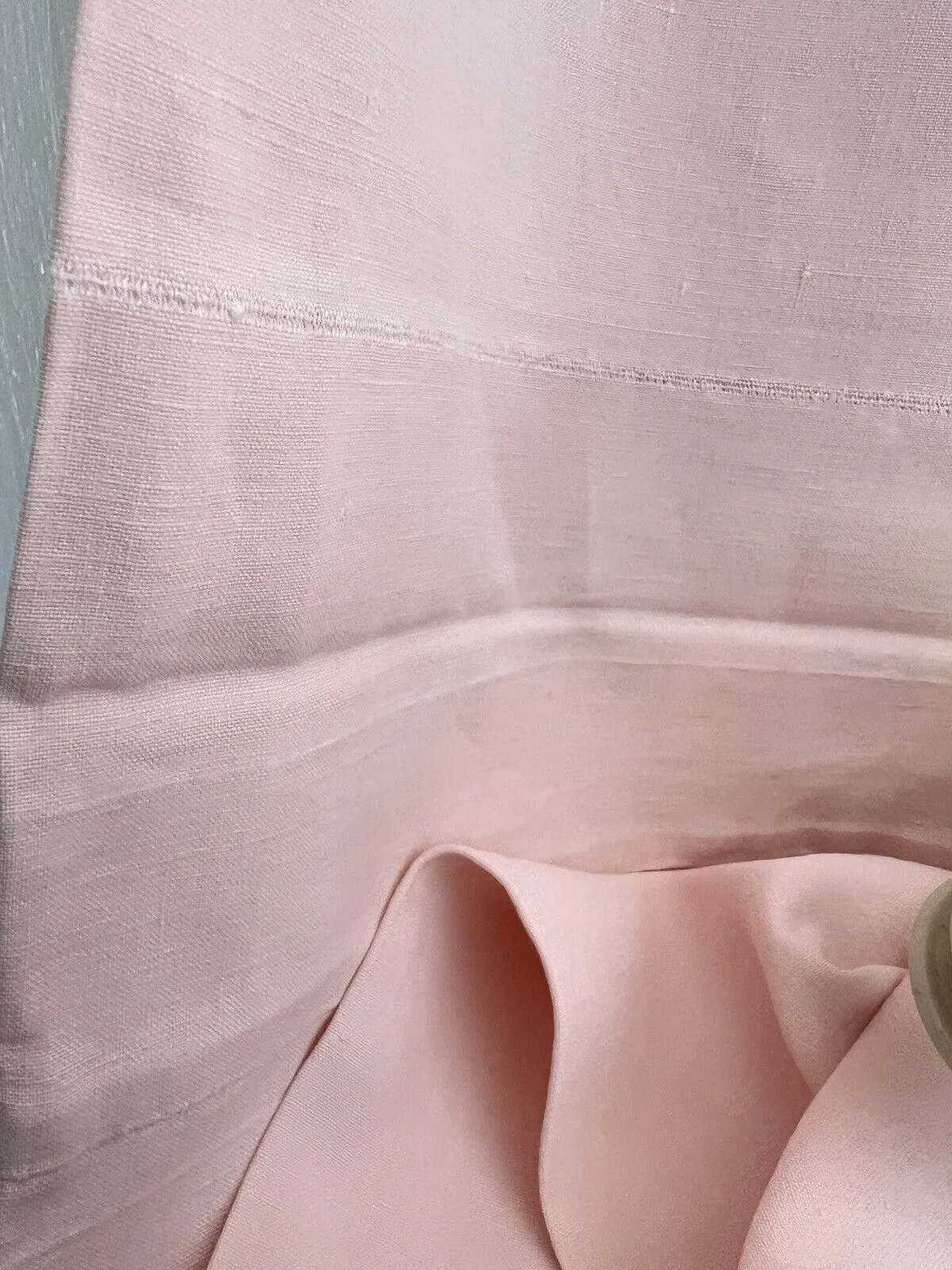 Art Deco French floppy pale pink LINEN FIL sheet CC mono c1930
