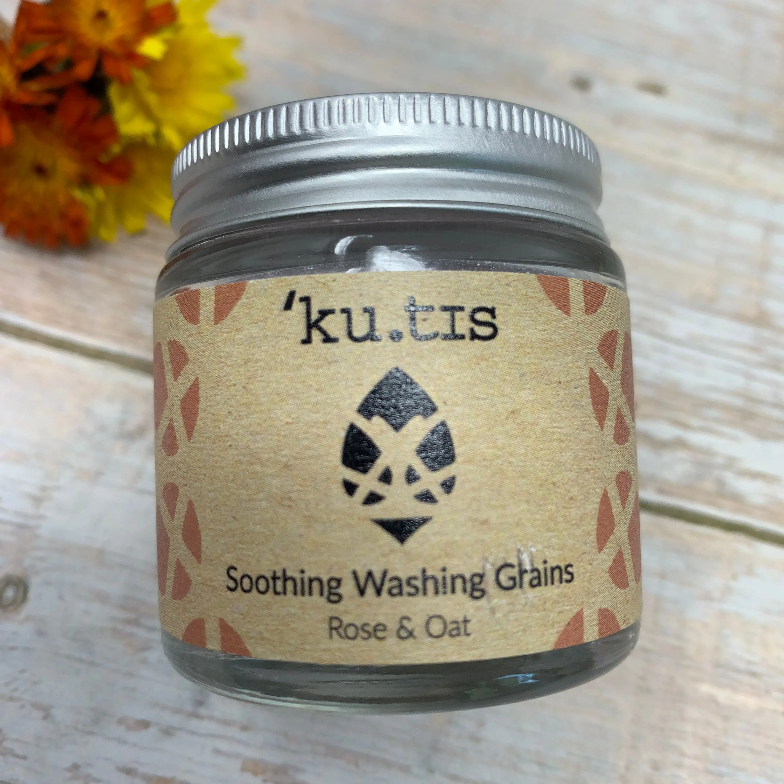 Organic Washing Grains, Gentle Face Scrub, Kutis
